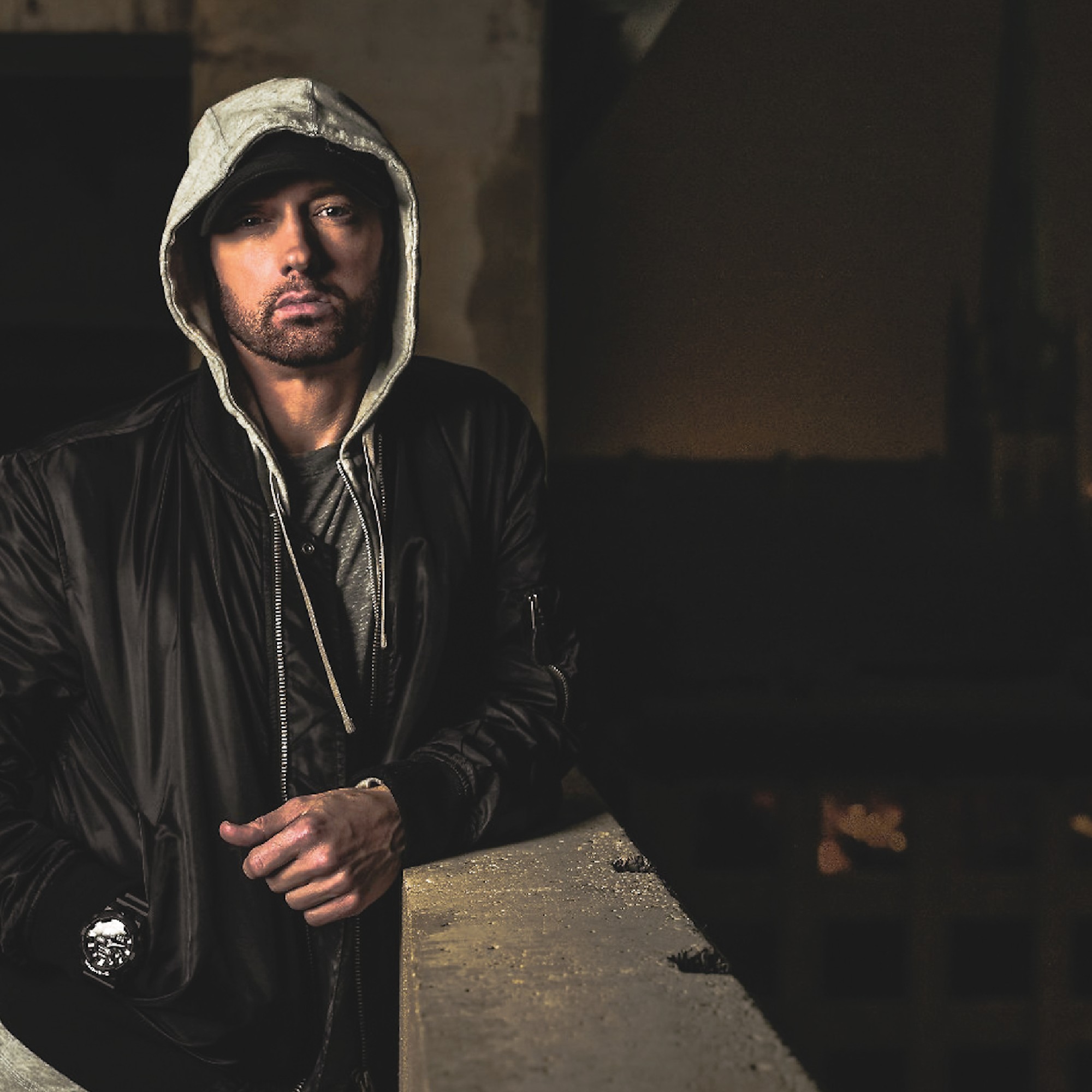 Eminem contro Rihanna ”una T**** va picchiata”
