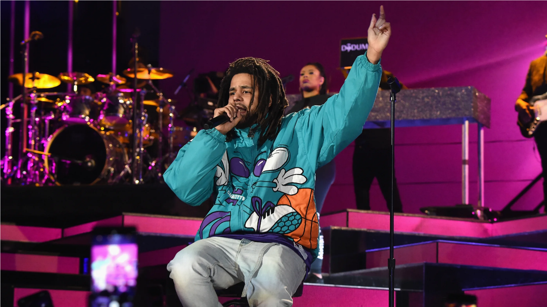 J Cole annuncia l’uscita del nuovo album
