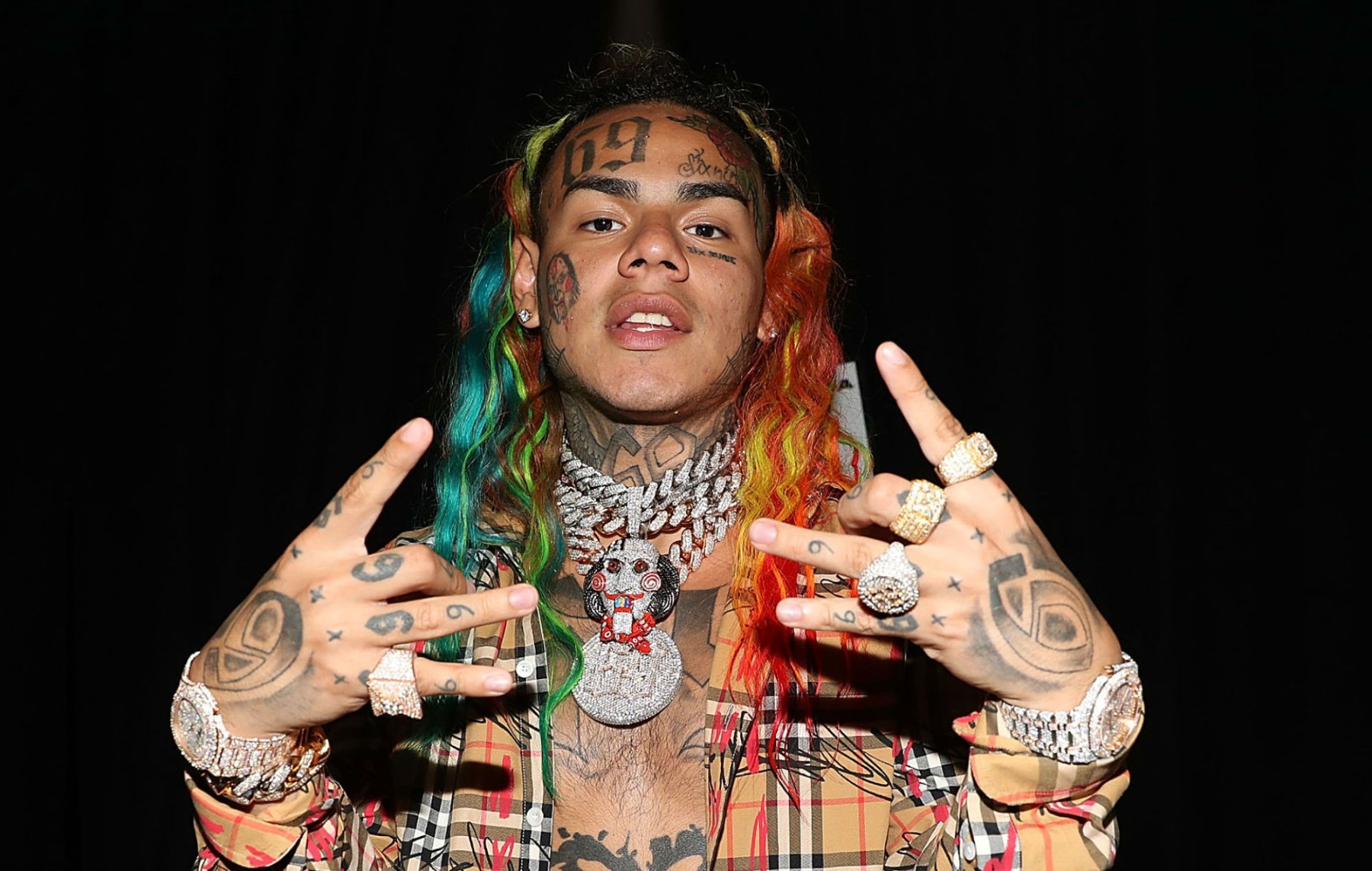 6ix9ine dissa Blueface: “È chiaro che non hai soldi”
