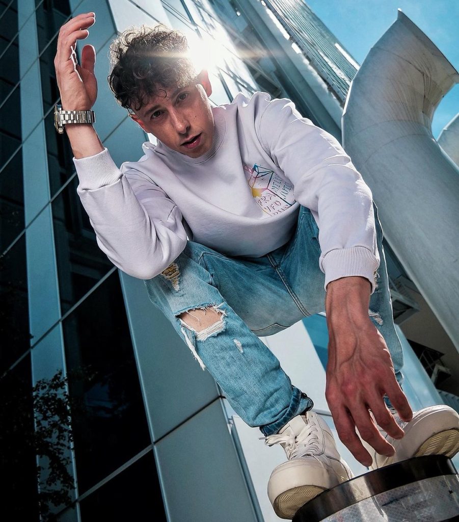 i rapper italiani contro le misure anti covid