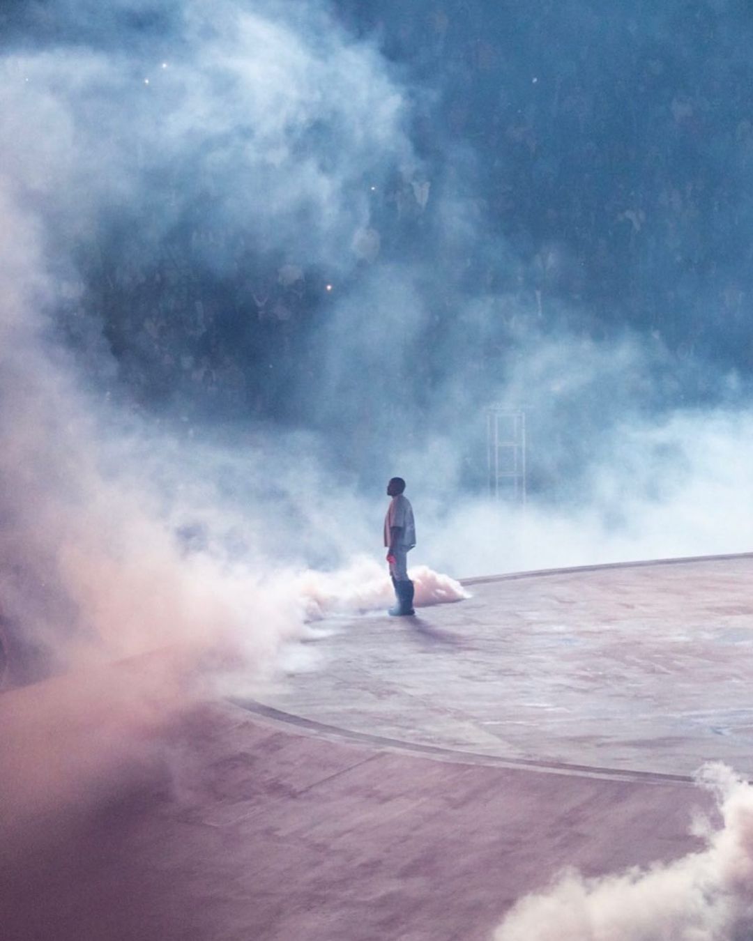 Kanye West se la prende con Pete Davidson e Kid Cudi sui social