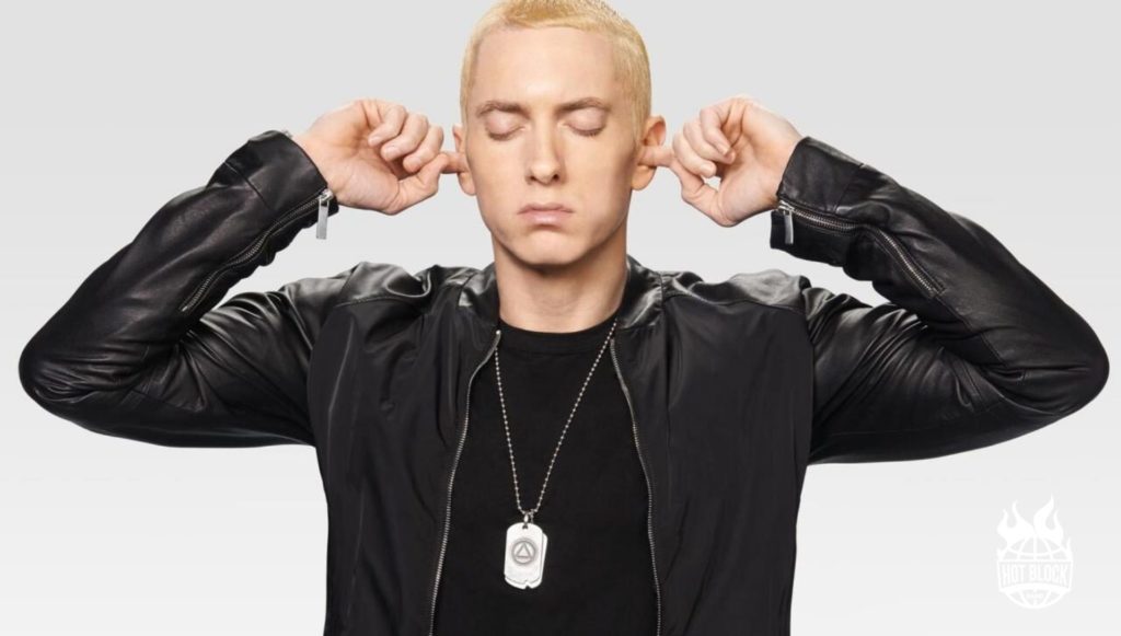 eminem si inginocchia al super bowl