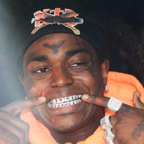 Sopravvissuto a una sparatoria durante la scorsa settimana, Kodak Black, ha deciso di celebrare la vita con un pò di ''cash flow''