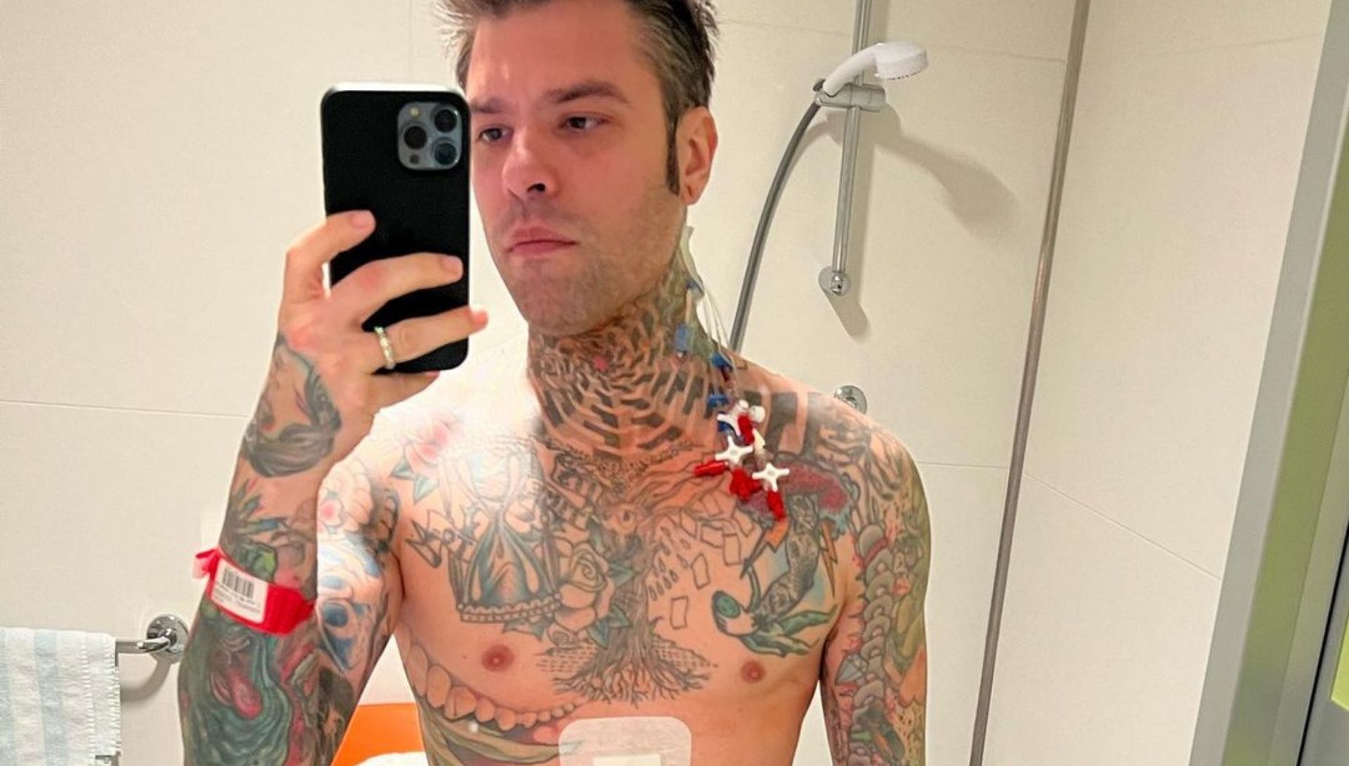 Fedez: “Volevo arrivare a duecento milioni di euro, dopo il tumore non me ne frega più niente”