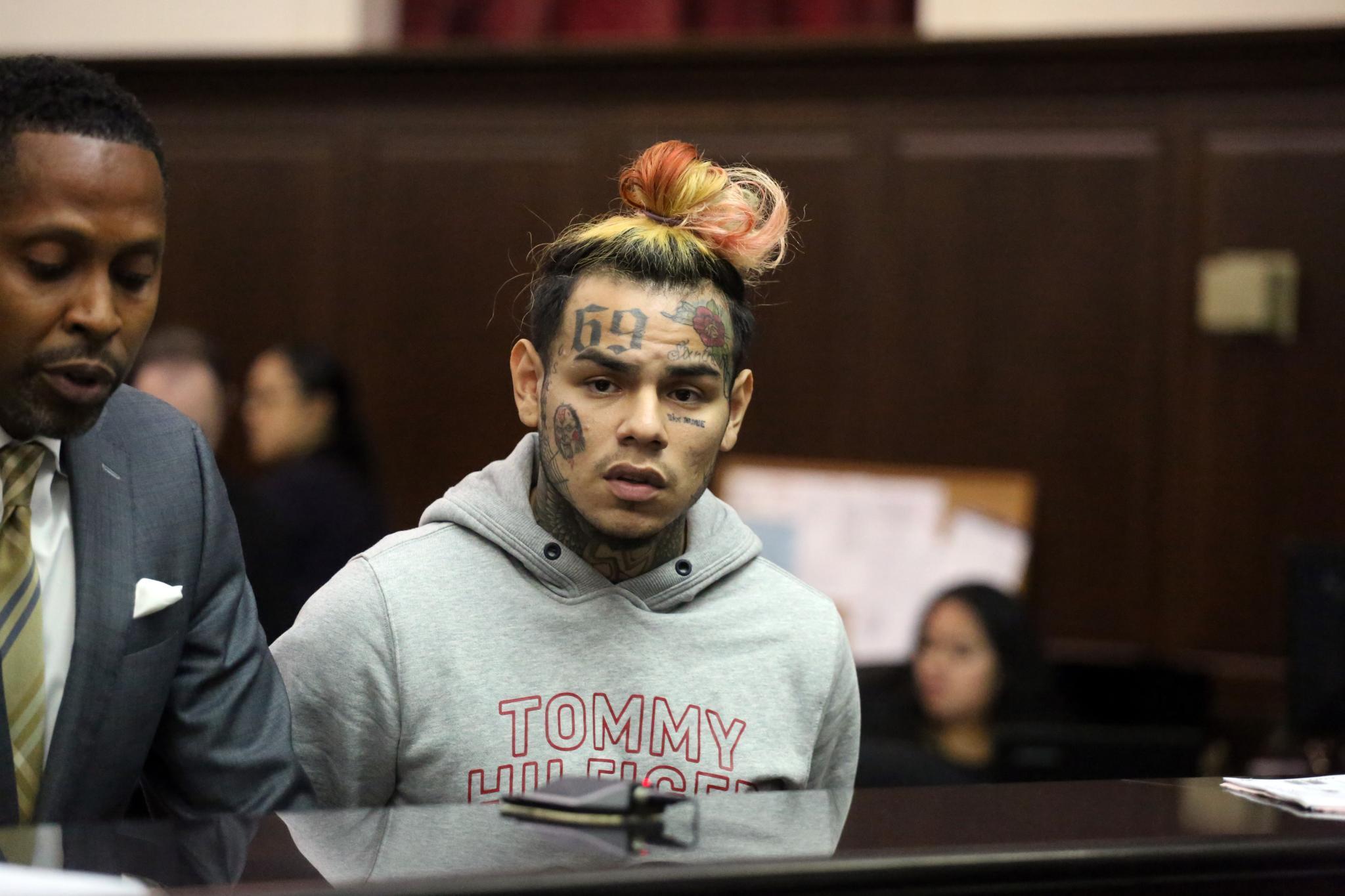 Tekashi 6ix9ine arrestato per violenza domestica