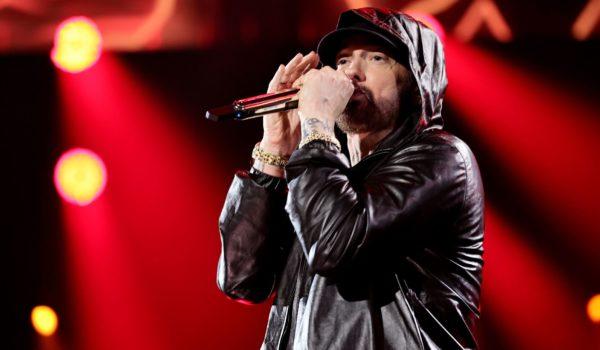 Stans, il documentario sui super fan coprodotto da Eminem