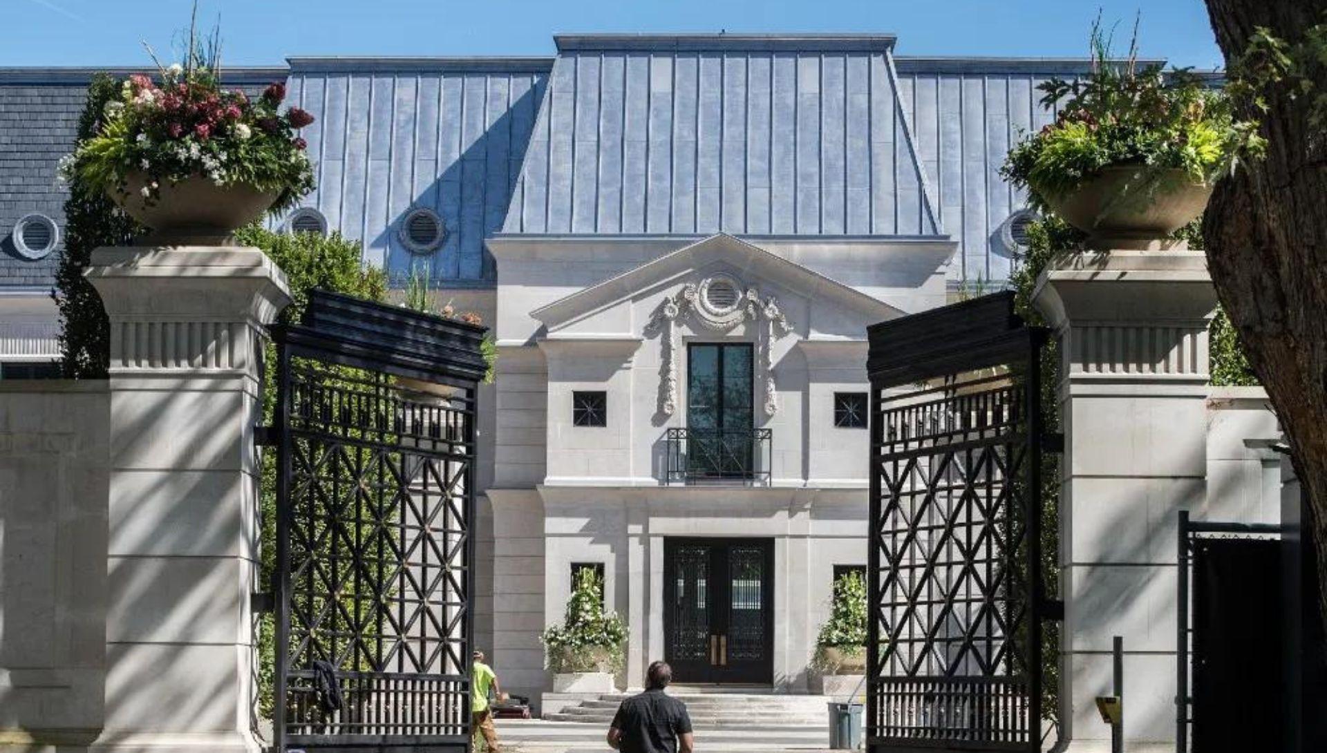 Un uomo ha tentato di entrare a casa di Drake