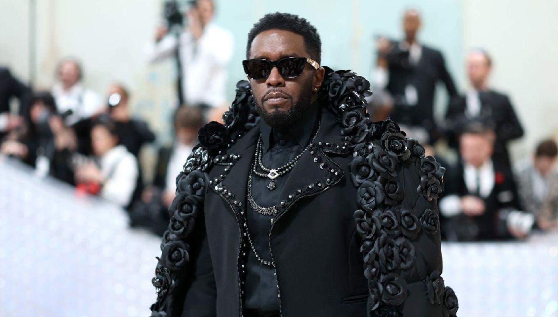 Il mondo si stringe intorno a Cassie mentre Diddy è sempre più solo