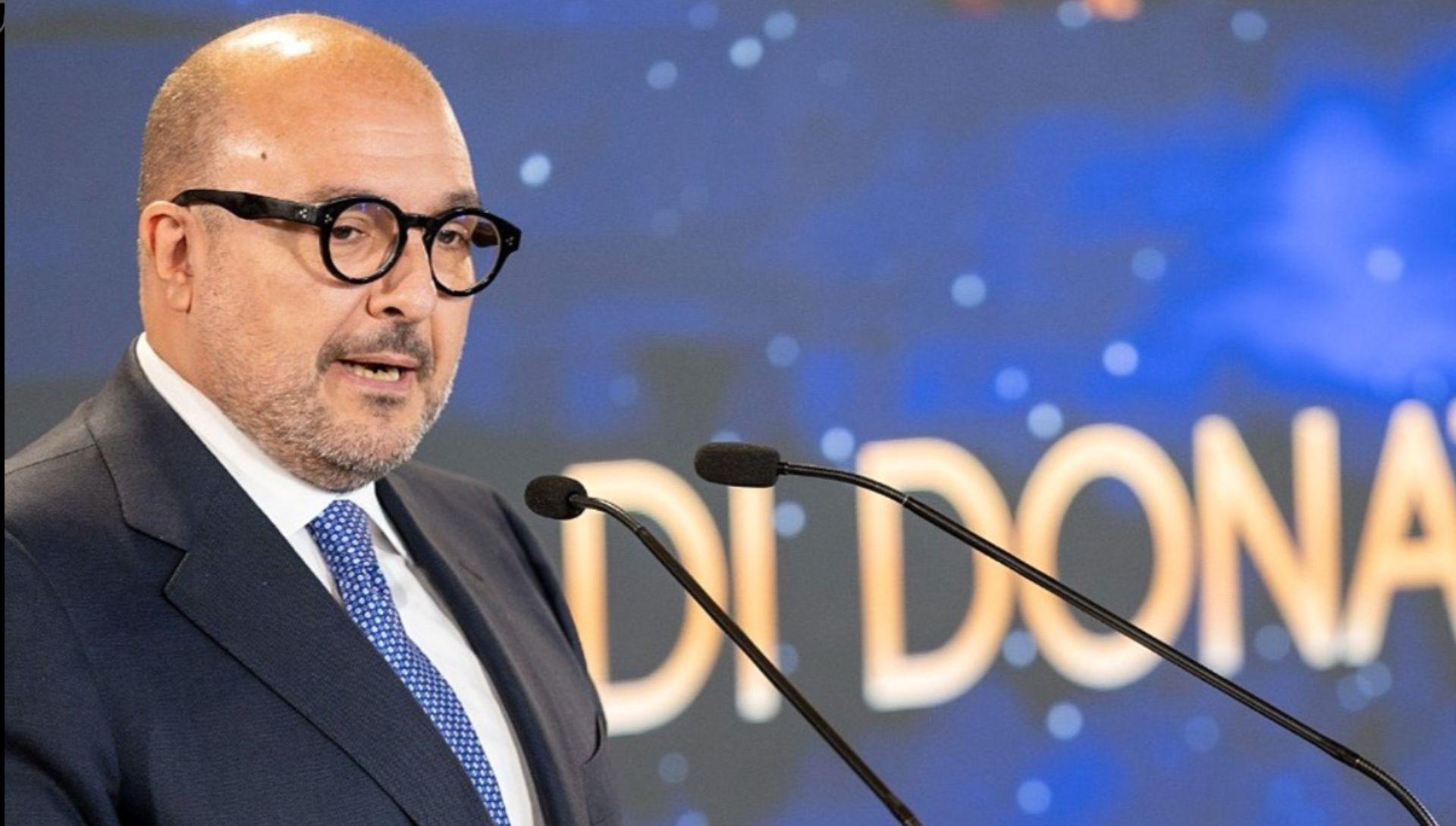 Il Ministro della cultura dichiara guerra ai testi rap